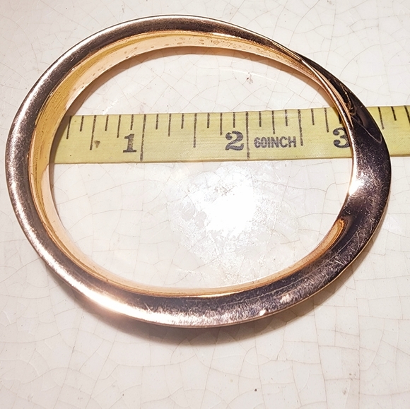 Luxury Smooth wave rose champagne gold bangle bracelet - Picture 7 of 7